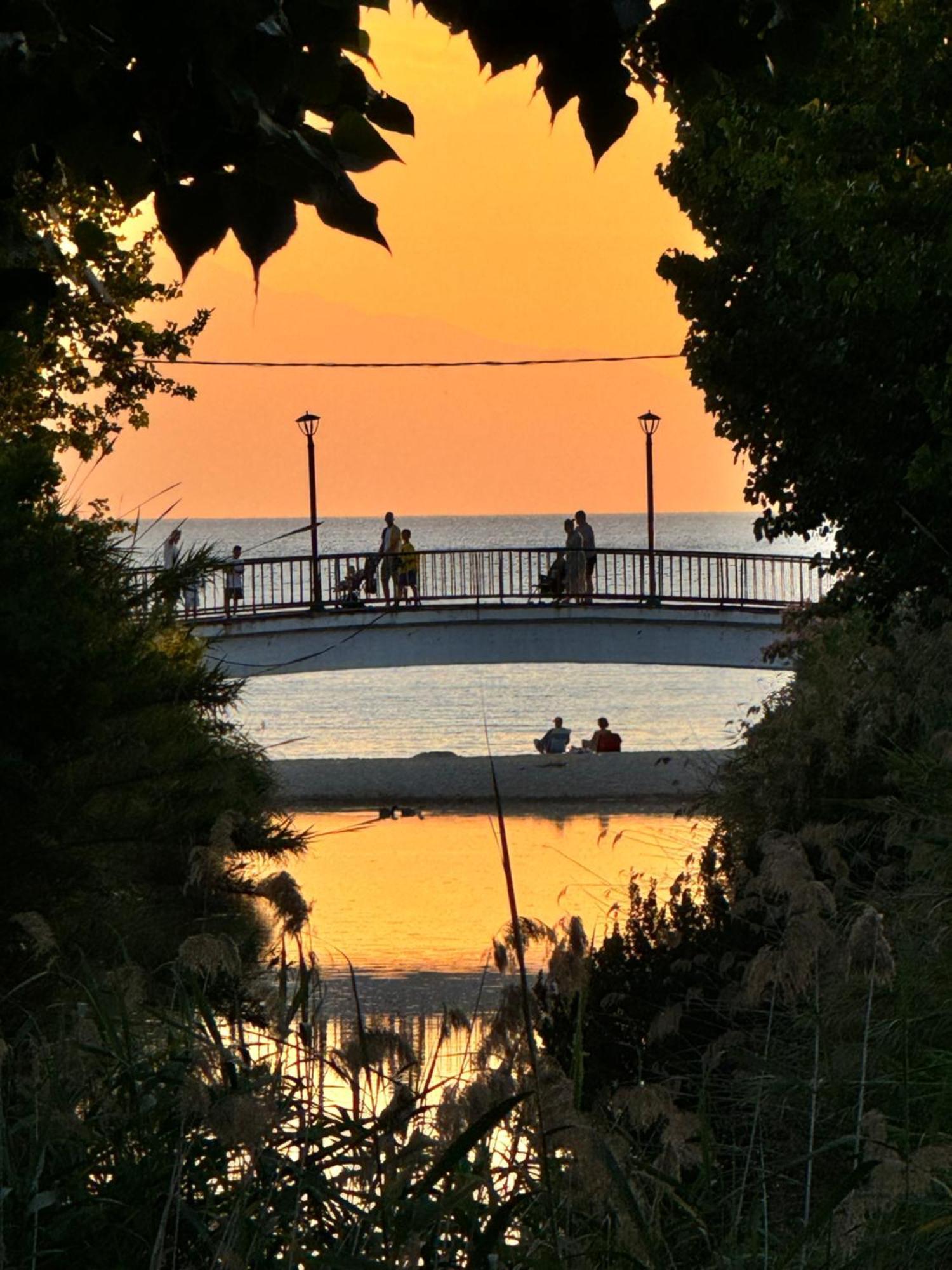 Siviris Golden Beach Buitenkant foto