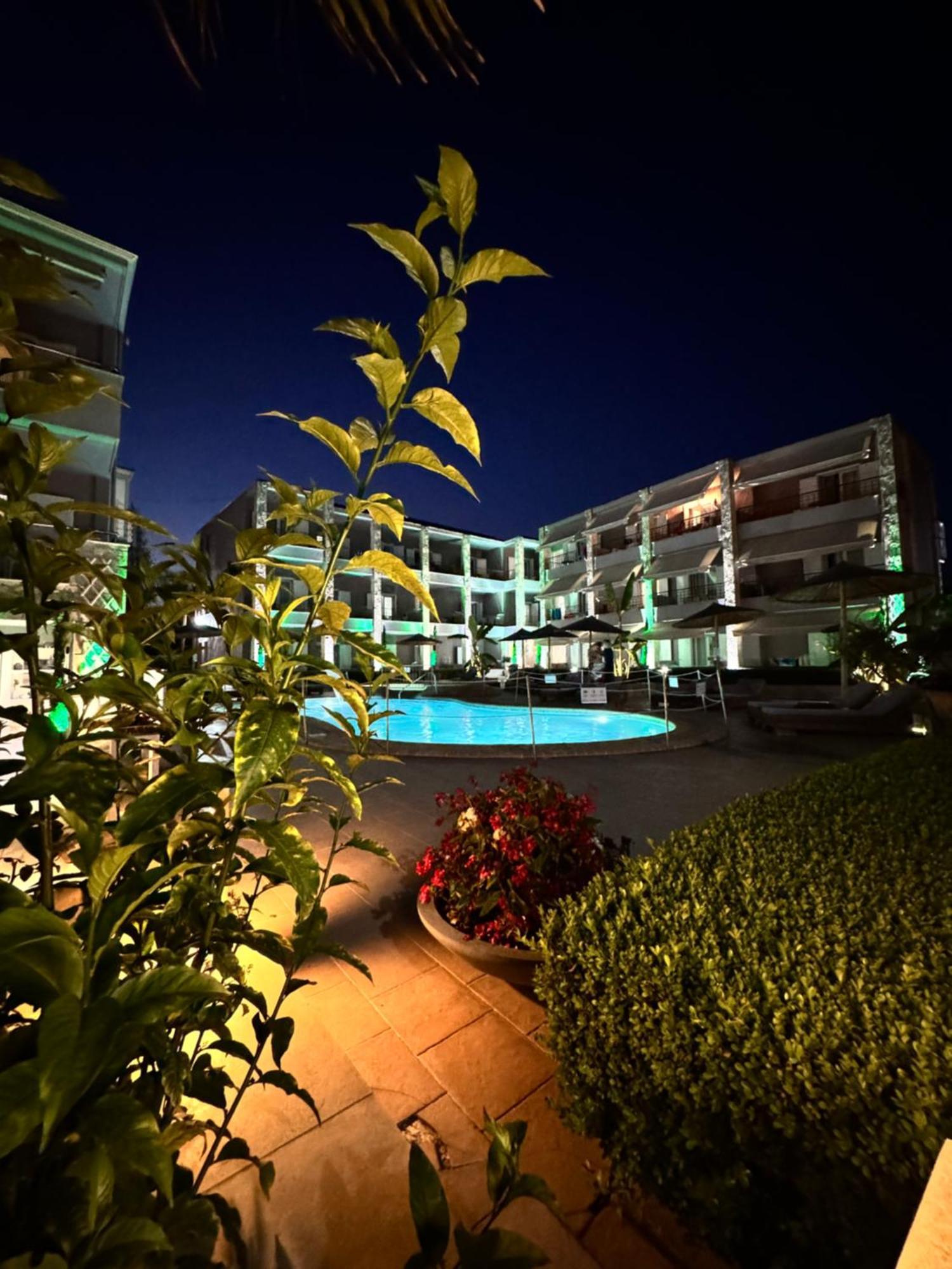 Siviris Golden Beach Buitenkant foto