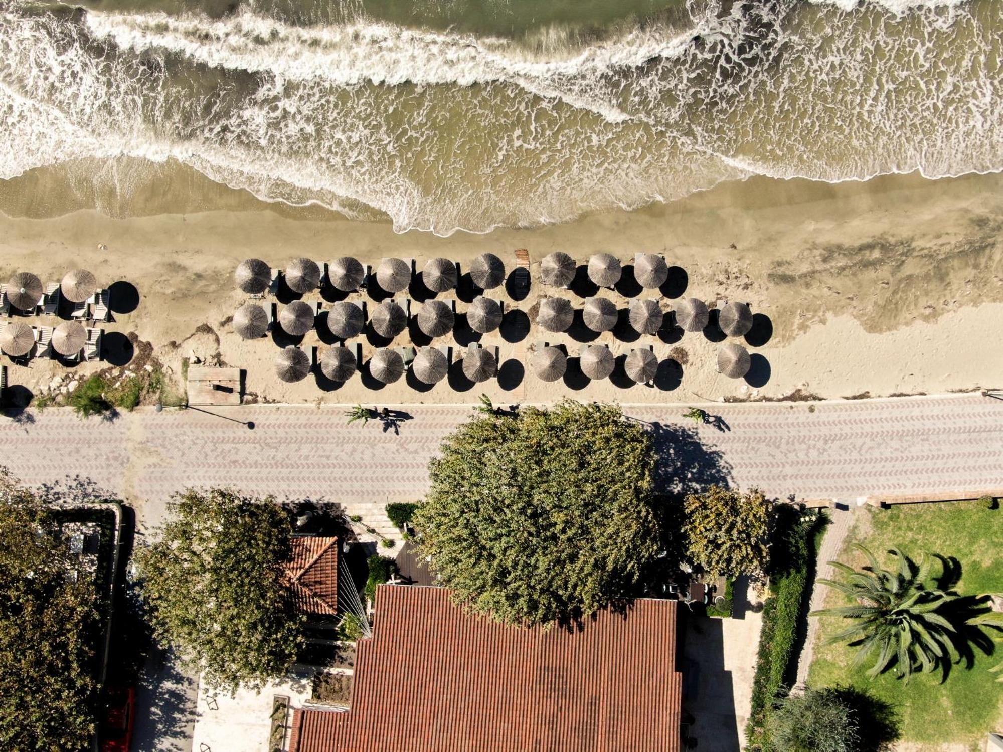 Siviris Golden Beach Buitenkant foto