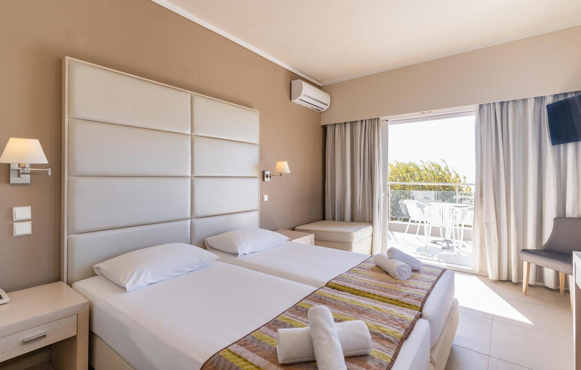 Siviris Golden Beach Buitenkant foto
